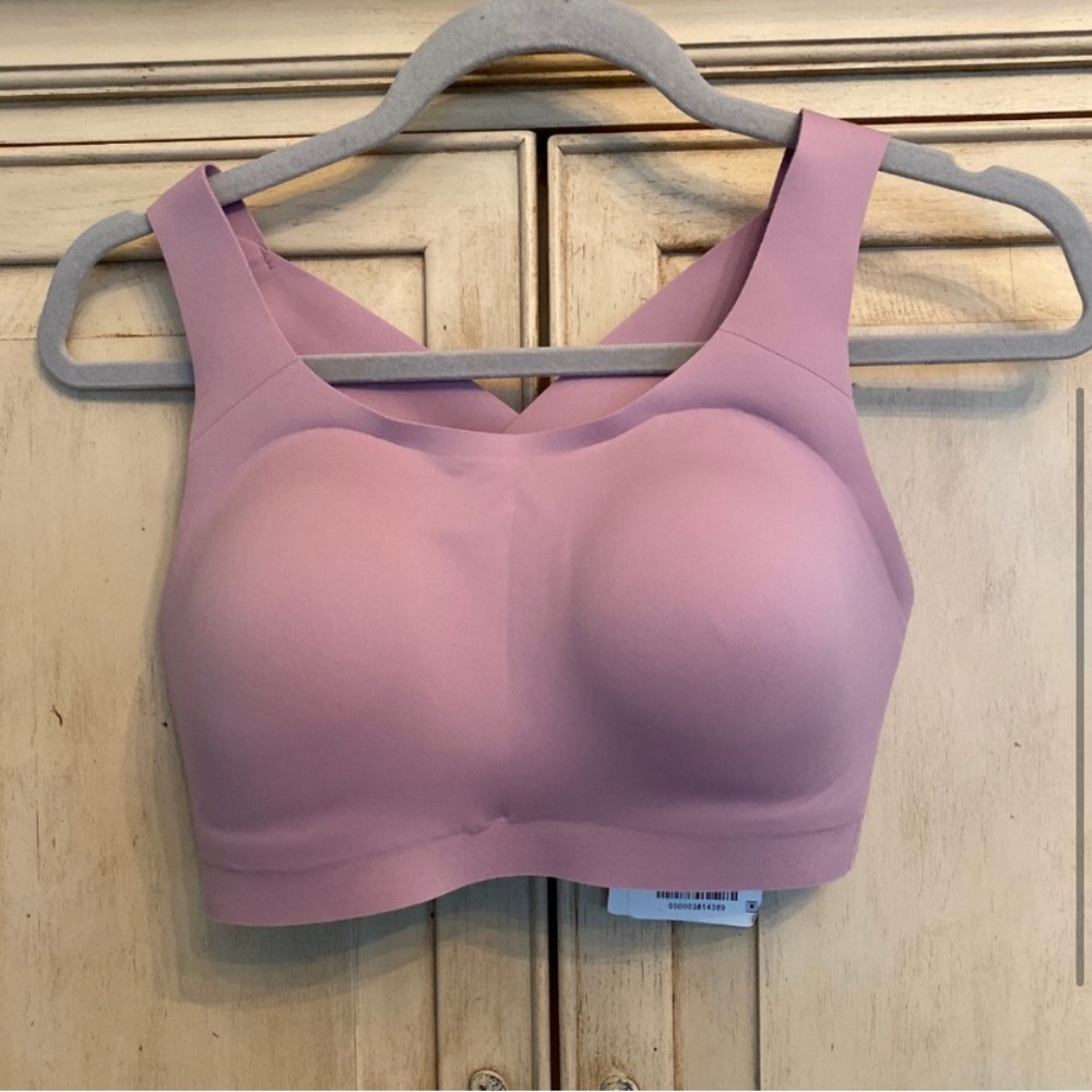 Lululemon 🍋 Enlite Sports Bra 34D NWOT